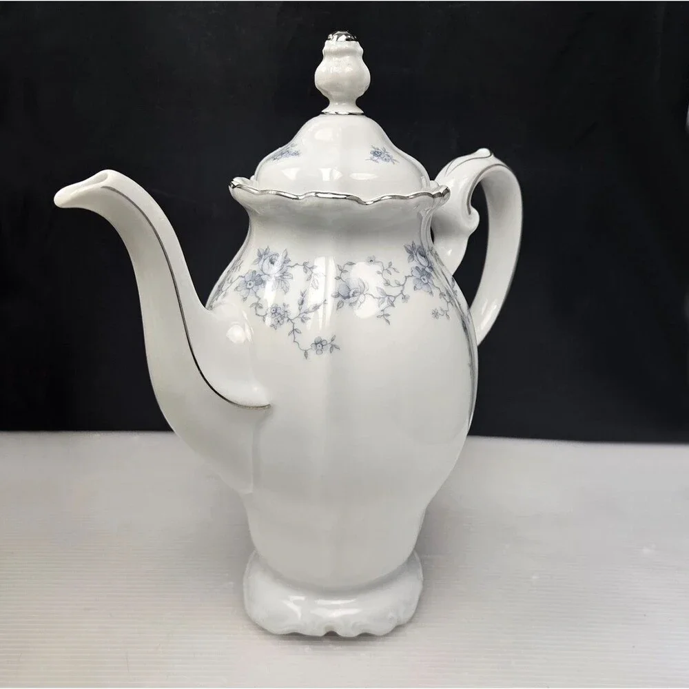 Johann Haviland Blue Garland Porcelain Coffee Pot w/ Lid Bavaria Germany Vintage
